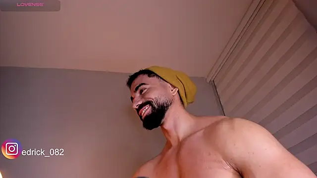 edrick walton1 online show from February 8, 2:58 am