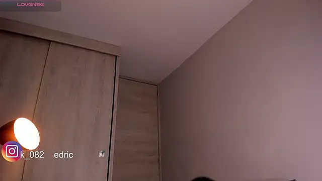 edrick walton1 online show from February 25, 2:22 pm