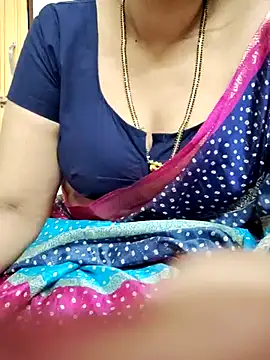 Snapshot of sunitha-3 chatting on March 17, 1:29 pm sunitha-3 online show from March 17, 1:29 pm