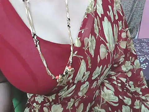 Snapshot of sunitha-3 chatting on September 19, 6:30 pm sunitha-3 online show from September 19, 6:30 pm