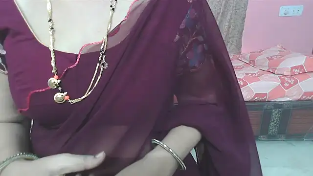 Snapshot of sunitha-3 chatting on September 22, 4:14 am sunitha-3 online show from September 22, 4:14 am