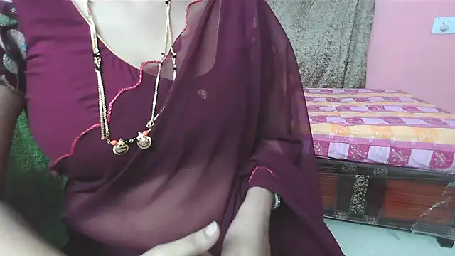 Snapshot of sunitha-3 chatting on September 22, 4:20 pm sunitha-3 online show from September 22, 4:20 pm