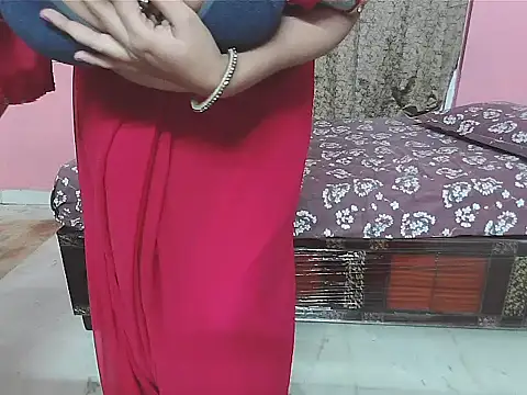 Snapshot of sunitha-3 chatting on October 2, 7:10 pm sunitha-3 online show from October 2, 7:10 pm