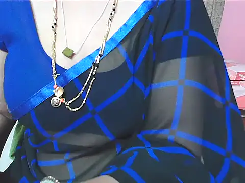 Snapshot of sunitha-3 chatting on October 28, 7:34 am sunitha-3 online show from October 28, 7:34 am