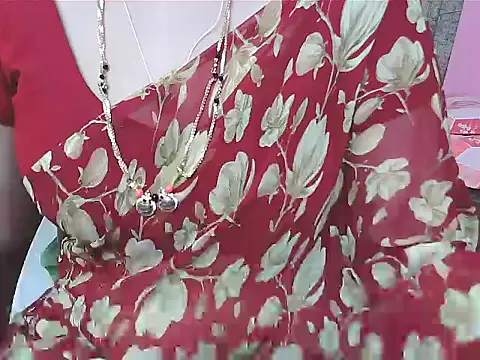 Snapshot of sunitha-3 chatting on October 29, 9:00 am sunitha-3 online show from October 29, 9:00 am