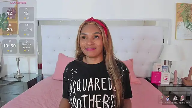 Isla Scott online show from March 12, 11:38 am