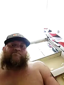 Snapshot of whitecock6949 chatting on December 31, 12:00 am whitecock6949 online show from December 31, 12:00 am