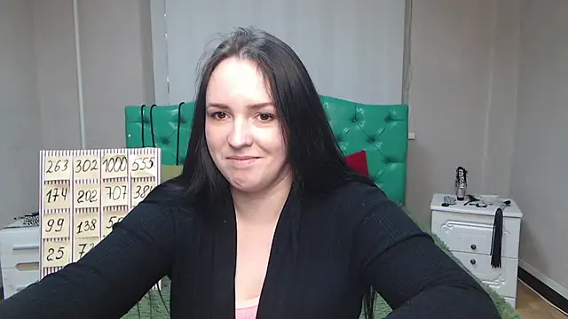 Snapshot of IsabelBlackberry chatting on February 8, 9:03 am IsabelBlackberry online show from February 8, 9:03 am