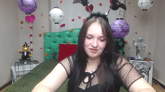 Snapshot of IsabelBlackberry chatting on October 31, 6:14 am IsabelBlackberry online show from October 31, 6:14 am