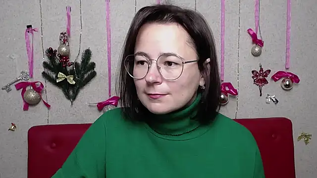 Snapshot of MarieSho chatting on December 18, 10:19 am MarieSho online show from December 18, 10:19 am