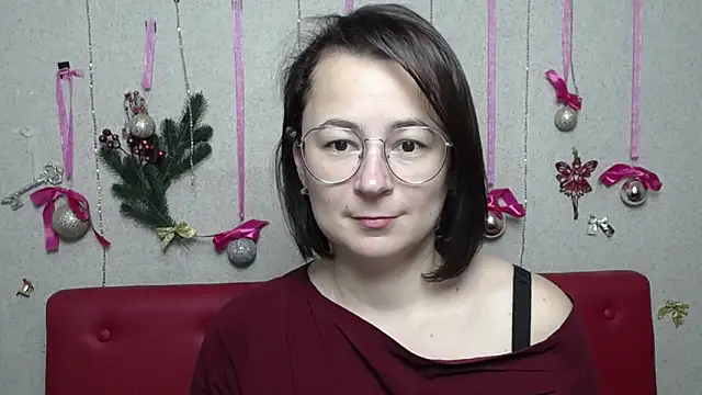 Snapshot of MarieSho chatting on December 19, 10:13 am MarieSho online show from December 19, 10:13 am