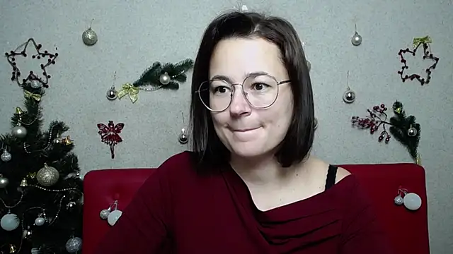 Snapshot of MarieSho chatting on December 26, 3:16 am MarieSho online show from December 26, 3:16 am