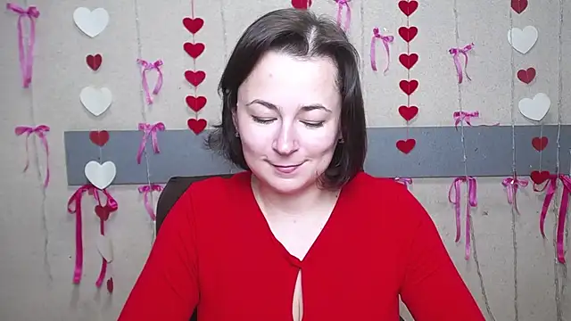 Snapshot of MarieSho chatting on February 12, 12:05 am MarieSho online show from February 12, 12:05 am