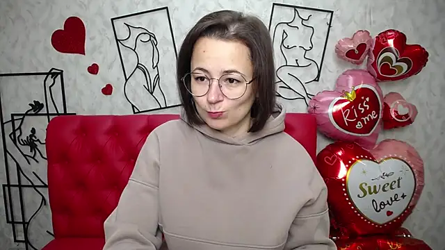 Snapshot of MarieSho chatting on February 12, 6:09 pm MarieSho online show from February 12, 6:09 pm