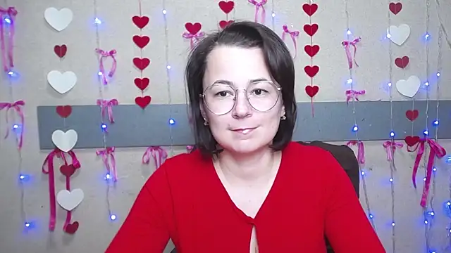 Snapshot of MarieSho chatting on February 19, 3:06 am MarieSho online show from February 19, 3:06 am