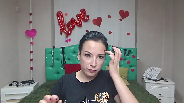 ElizabethSho online show from September 9, 5:12 pm