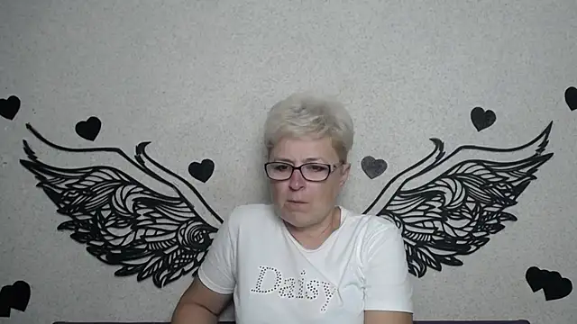 EmiliaGree online show from September 12, 5:13 pm