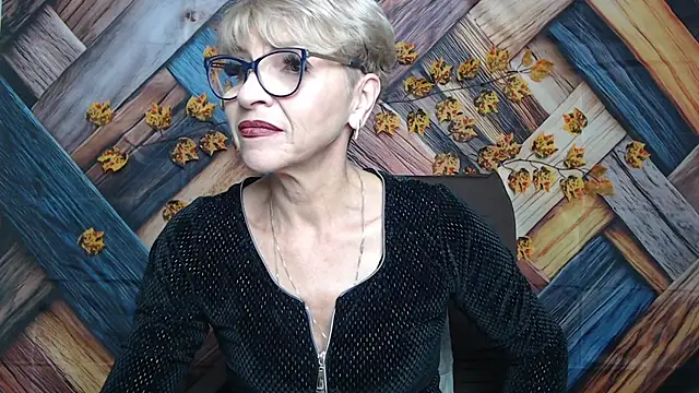 EllaBonito online show from November 20, 6:35 am