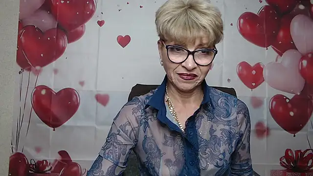 EllaBonito online show from February 9, 7:01 am