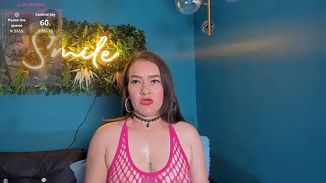 Snapshot of celestelewis chatting on December 1, 7:41 pm celestelewis online show from December 1, 7:41 pm