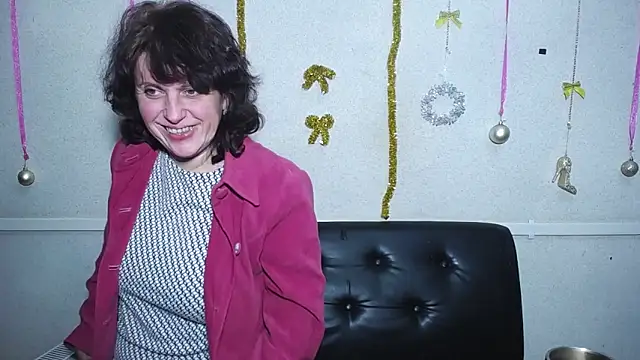 LuciaMii online show from January 13, 12:19 am