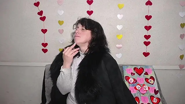 LuciaMii online show from February 14, 3:22 am