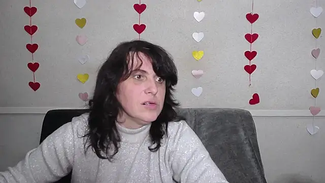 LuciaMii online show from February 26, 3:10 am