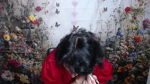 LuciaMii online show from October 13, 5:13 pm