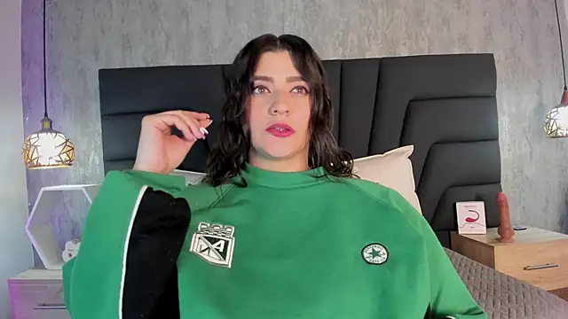 Snapshot of SARA_STONE17 chatting on January 14, 11:10 am SARA STONE17 online show from January 14, 11:10 am