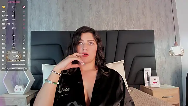 Snapshot of SARA_STONE17 chatting on January 21, 2:59 pm SARA STONE17 online show from January 21, 2:59 pm