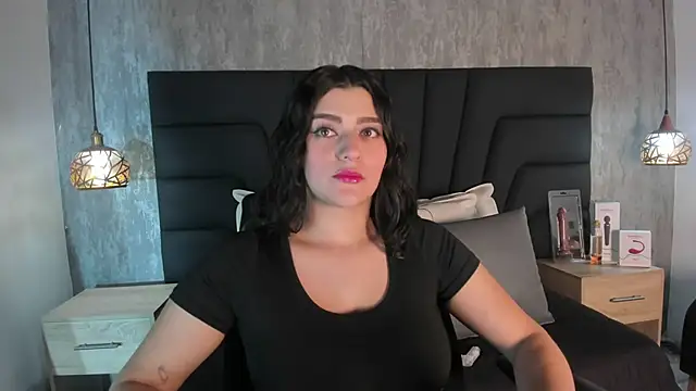 Snapshot of SARA_STONE17 chatting on February 25, 11:30 am SARA STONE17 online show from February 25, 11:30 am