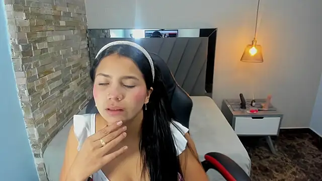 TATIGOLD2 online show from January 8, 10:45 pm