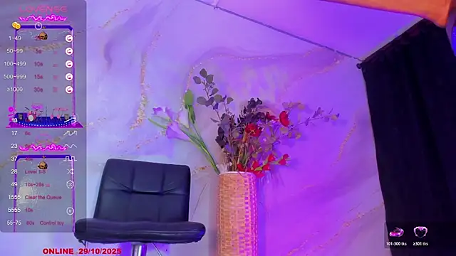 Karla-Ebony online show from October 29, 1:46 pm