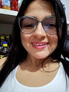 Linda Lars online show from February 18, 2:40 am