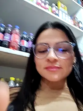 Linda Lars online show from March 4, 2:39 am