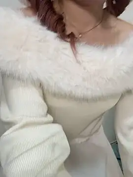 Snapshot of alice__1111 chatting on December 20, 2:35 pm alice 1111 online show from December 20, 2:35 pm