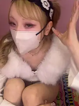 Snapshot of alice__1111 chatting on March 1, 11:56 am alice 1111 online show from March 1, 11:56 am