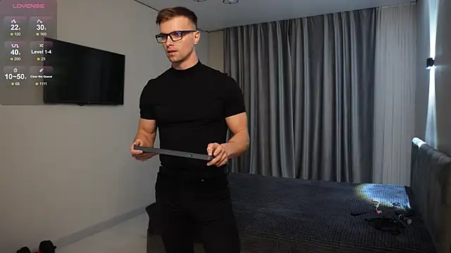 Nik Sharp online show from December 16, 4:01 pm