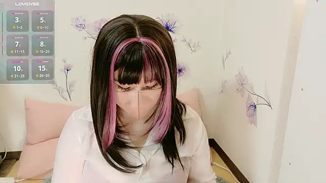 Snapshot of hazuki_8008 chatting on February 10, 7:15 am hazuki 8008 online show from February 10, 7:15 am