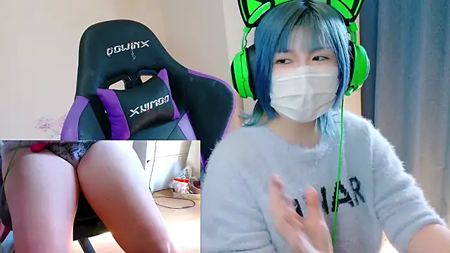 Snapshot of hazuki_8008 chatting on November 17, 3:12 am hazuki 8008 online show from November 17, 3:12 am