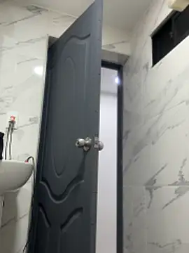 Snapshot of Arilw chatting on October 31, 11:11 am Arilw online show from October 31, 11:11 am