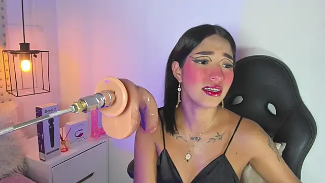 Snapshot of baby_naughty1_ chatting on January 15, 2:35 pm baby naughty1 online show from January 15, 2:35 pm