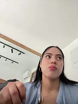 ariel jonees online show from January 20, 4:12 pm
