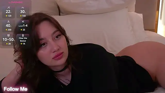 Snapshot of MaryReel chatting on January 5, 3:23 pm MaryReel online show from January 5, 3:23 pm