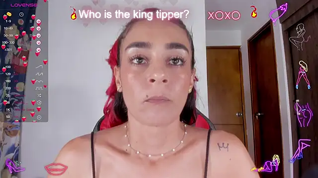 Snapshot of serafelle chatting on December 12, 12:48 am serafelle online show from December 12, 12:48 am