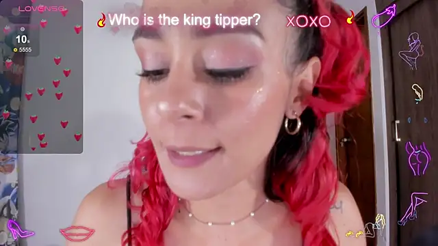 Snapshot of serafelle chatting on December 19, 11:57 pm serafelle online show from December 19, 11:57 pm