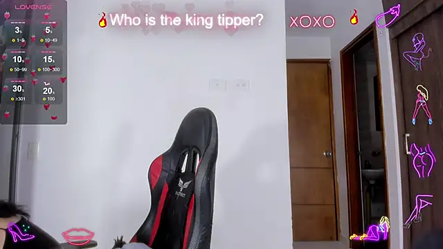 Snapshot of serafelle chatting on January 14, 3:22 am serafelle online show from January 14, 3:22 am