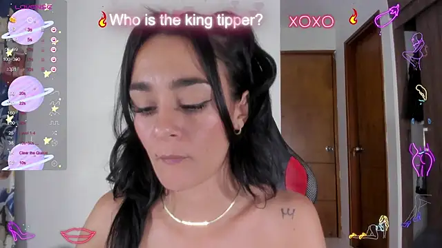 Snapshot of serafelle chatting on January 19, 5:48 am serafelle online show from January 19, 5:48 am