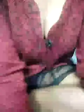 Snapshot of Ralisha_Rani chatting on December 21, 6:23 pm Ralisha Rani online show from December 21, 6:23 pm