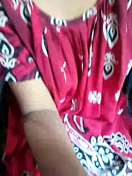 Snapshot of Ralisha_Rani chatting on September 29, 4:28 am Ralisha Rani online show from September 29, 4:28 am